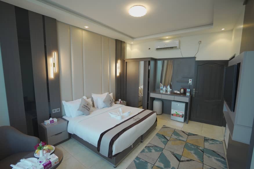 جناح  مطل على المدينة